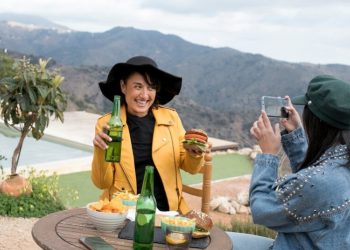 Exploring the vineyards of Hobart